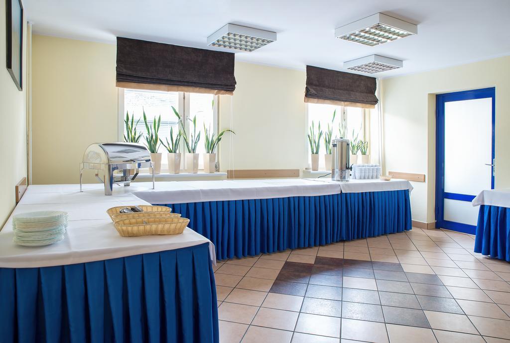 ורוצלב Trio Hostel מראה חיצוני תמונה