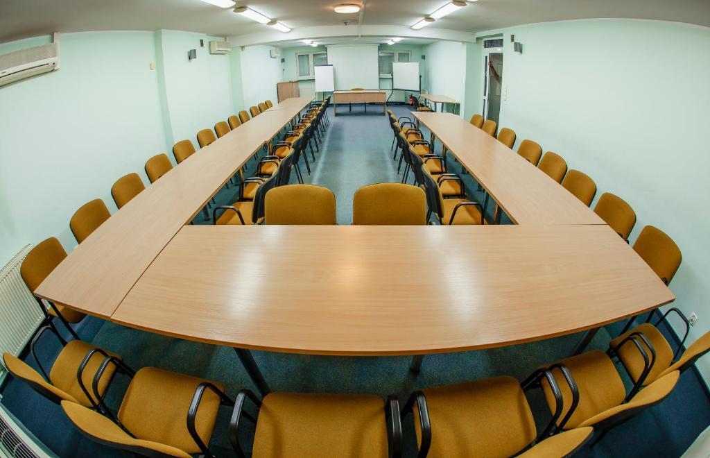 ורוצלב Trio Hostel מראה חיצוני תמונה