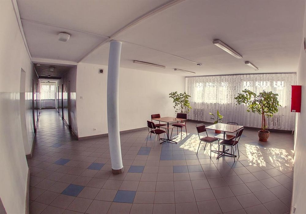 ורוצלב Trio Hostel מראה חיצוני תמונה