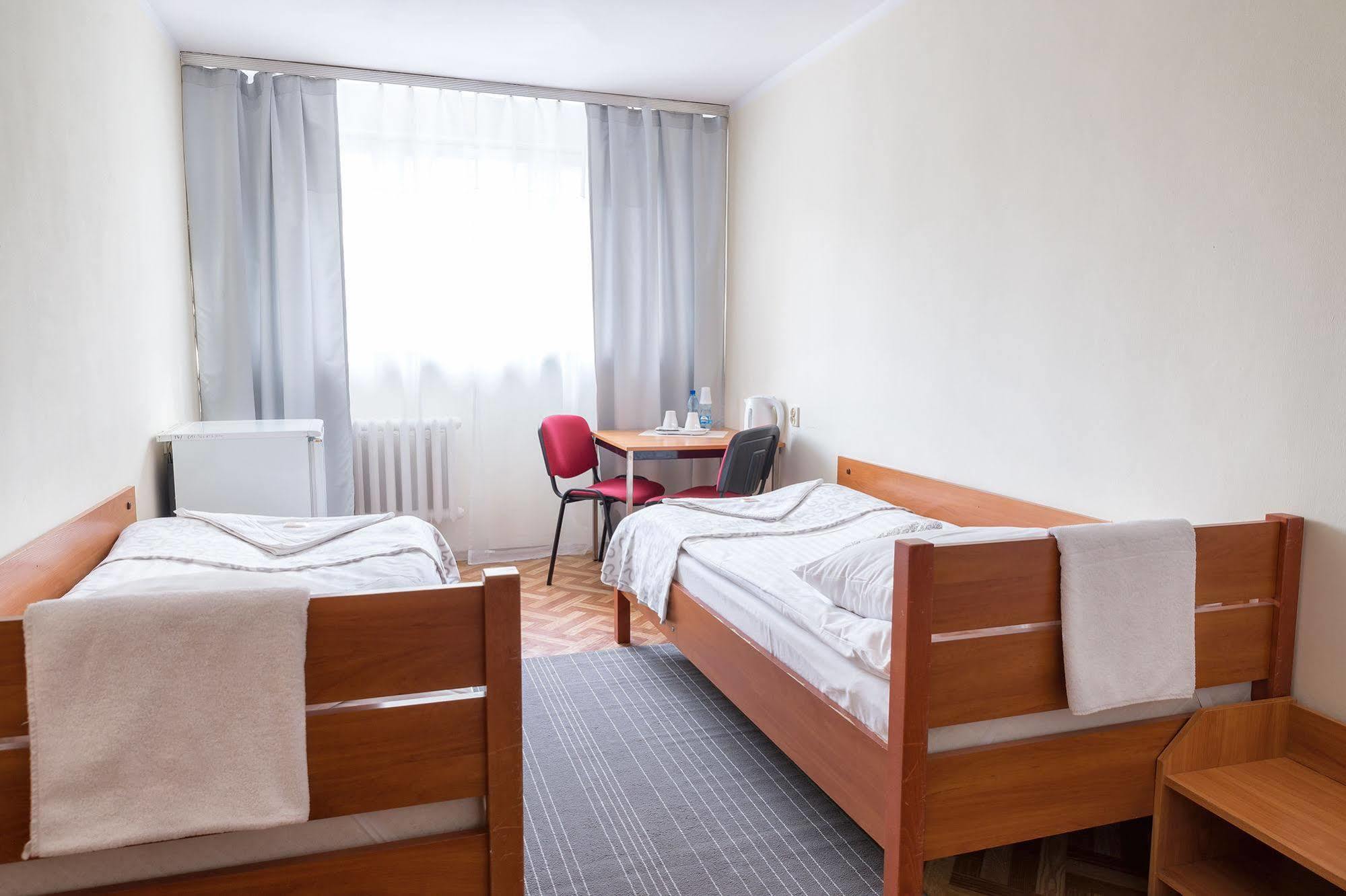 ורוצלב Trio Hostel מראה חיצוני תמונה